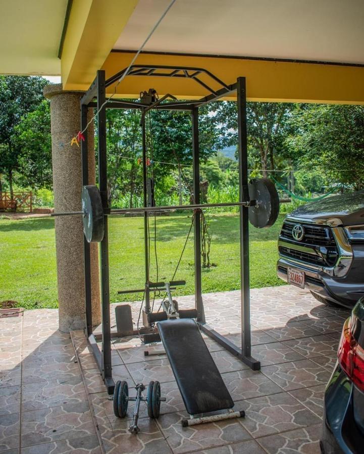 Linda Casa De Verano Con Amplias Zonas Verdes San Isidro De El General Ngoại thất bức ảnh