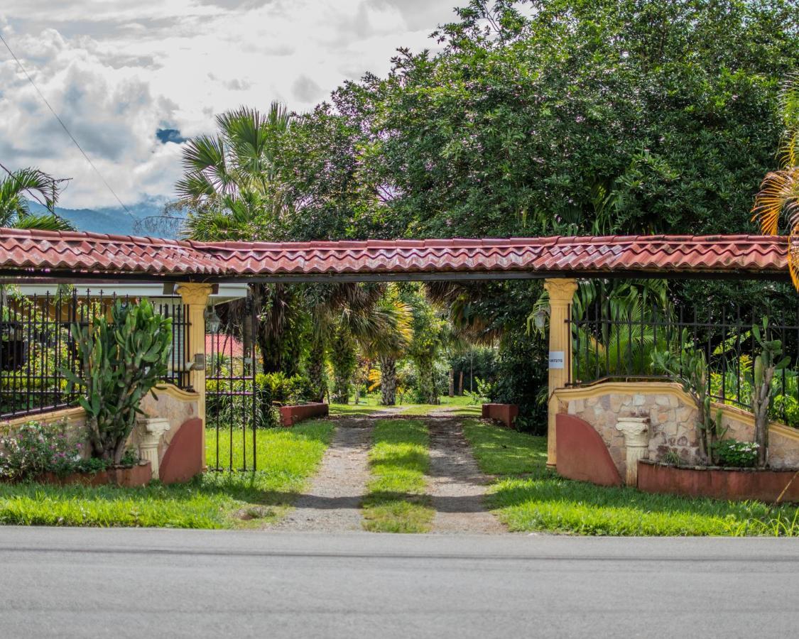 Linda Casa De Verano Con Amplias Zonas Verdes San Isidro De El General Ngoại thất bức ảnh