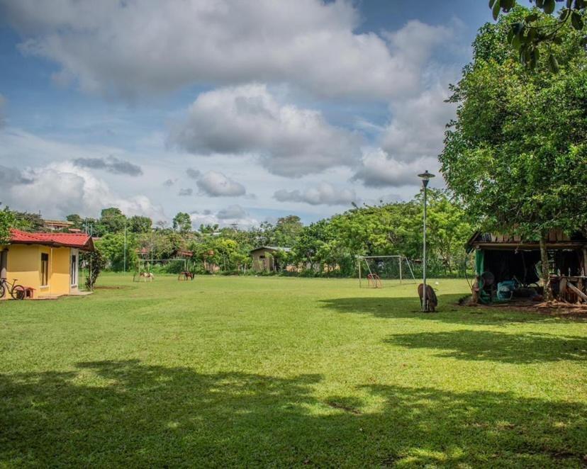 Linda Casa De Verano Con Amplias Zonas Verdes San Isidro De El General Ngoại thất bức ảnh